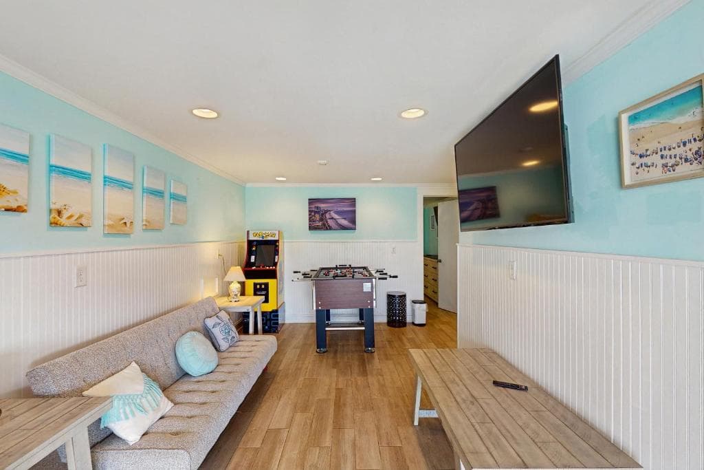 Game room entertainment space